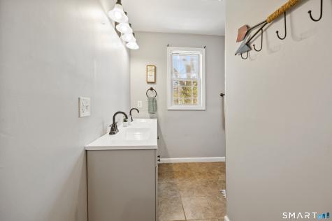 101 Sunset Drive Derby CT 06418