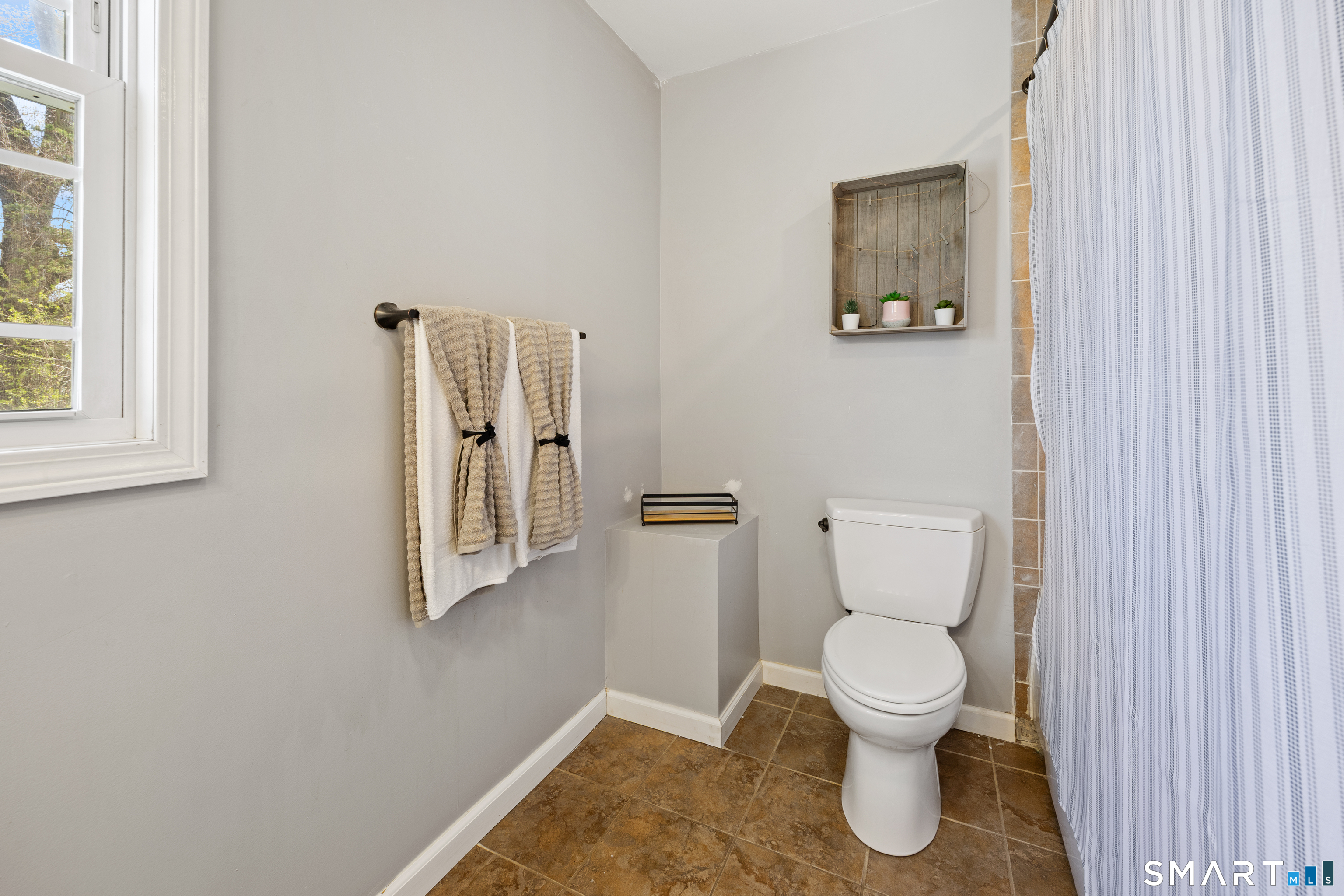 101 Sunset Drive Derby CT 06418
