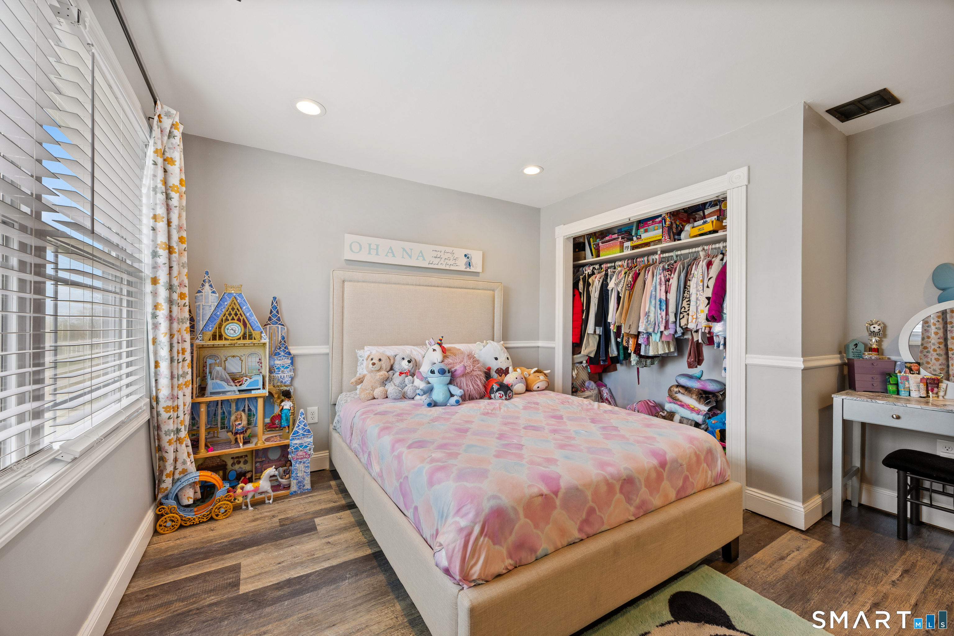 101 Sunset Drive Derby CT 06418