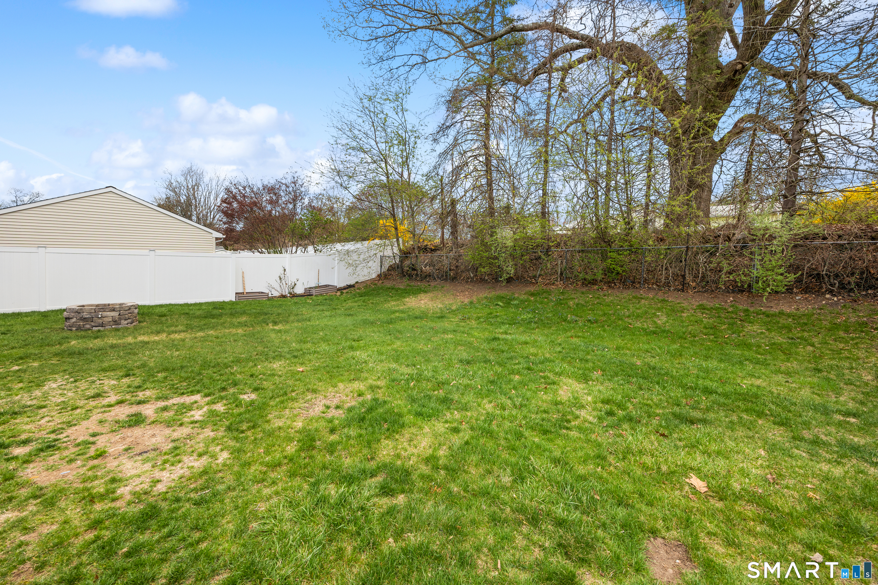 101 Sunset Drive Derby CT 06418