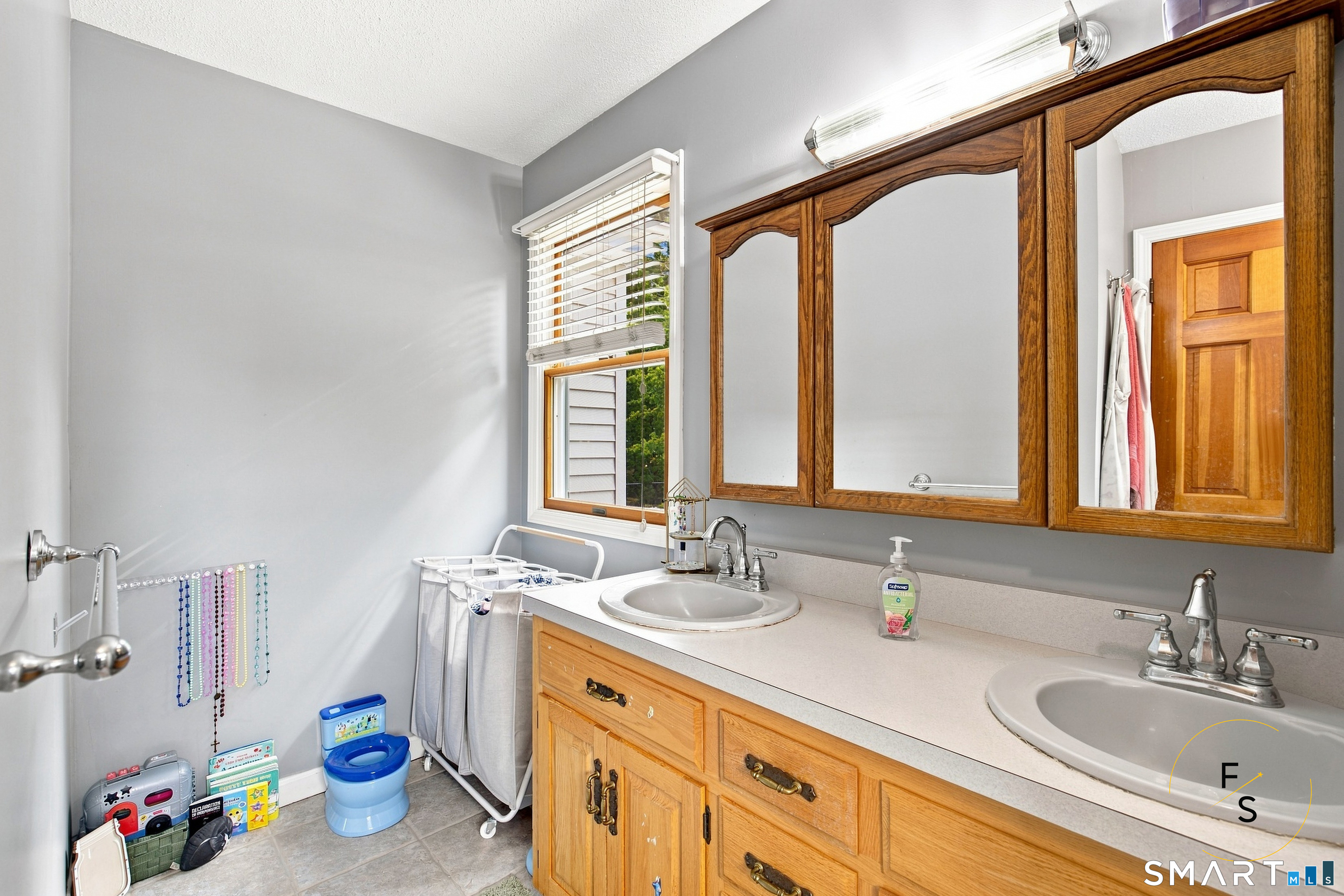 42 Posa Drive Bristol CT 06010