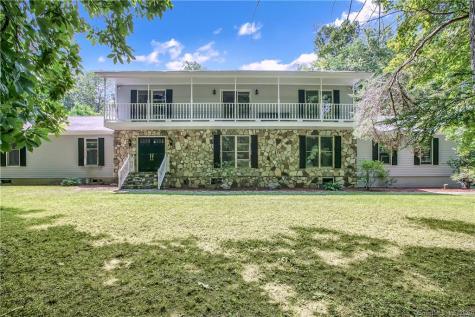 67 Glen Road Redding CT 06896