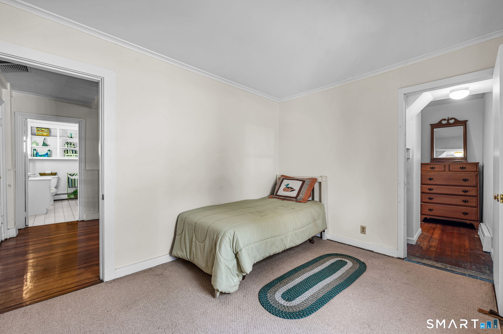 24 West Shore Drive Enfield CT 06082
