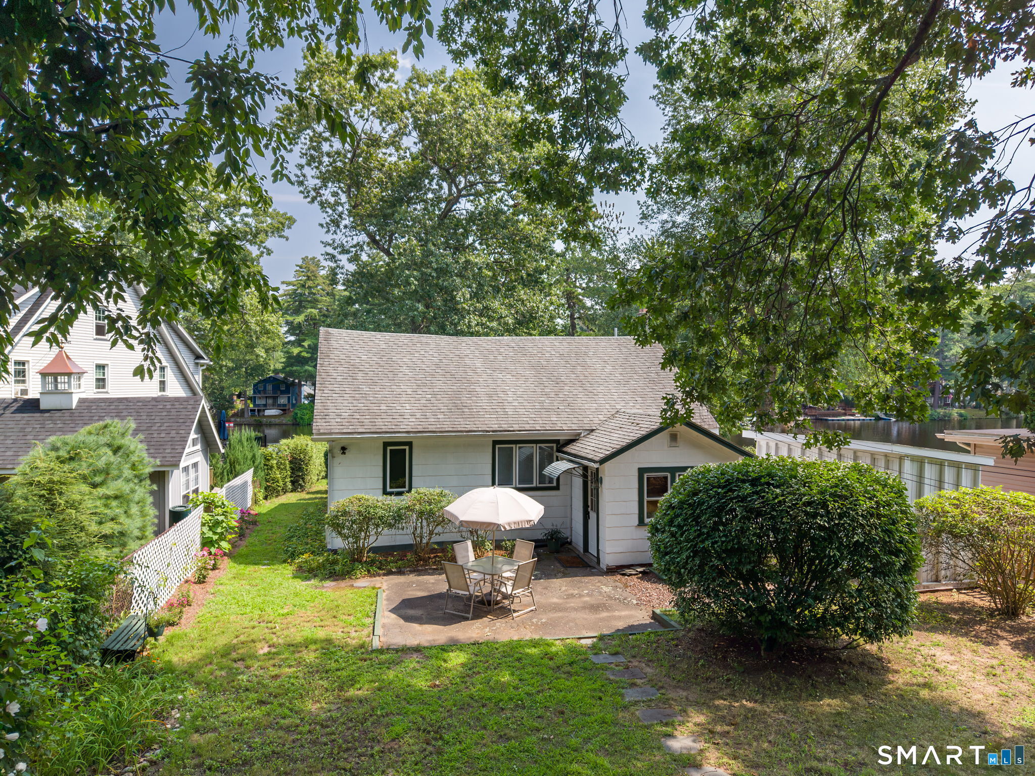 24 West Shore Drive Enfield CT 06082