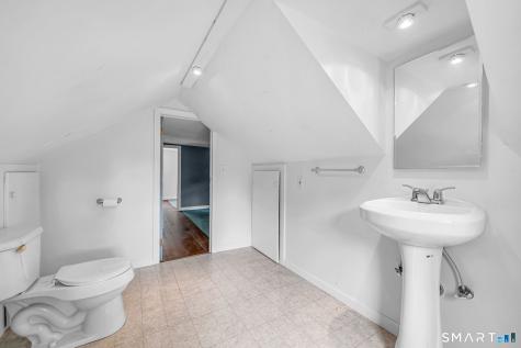 24 West Shore Drive Enfield CT 06082