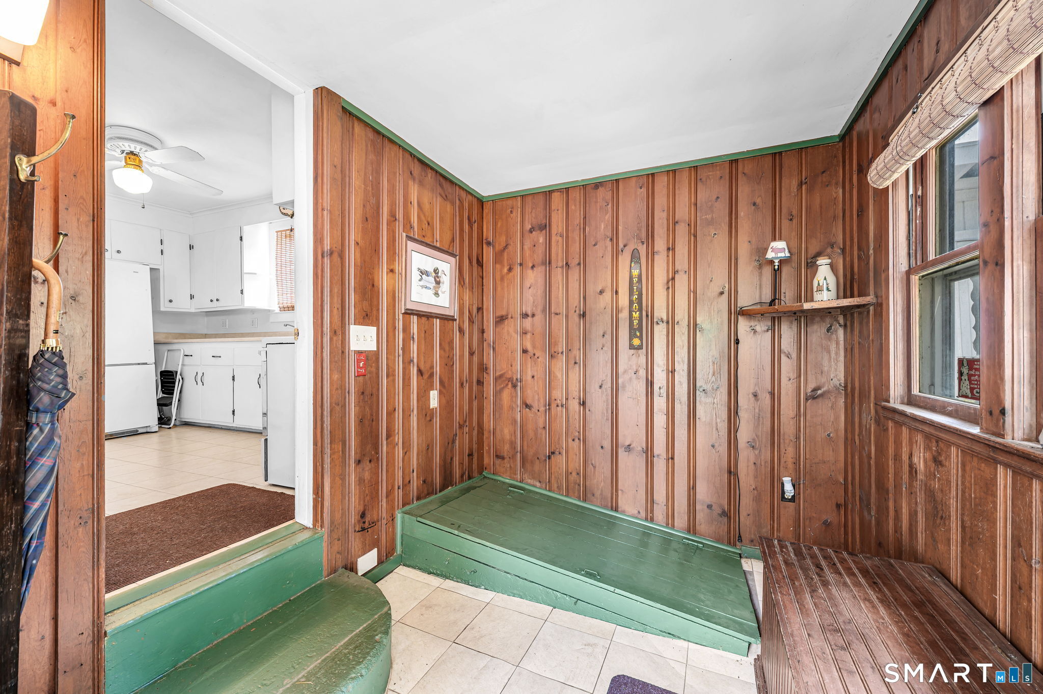 24 West Shore Drive Enfield CT 06082