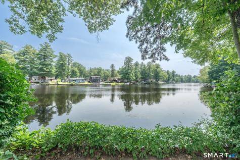 24 West Shore Drive Enfield CT 06082