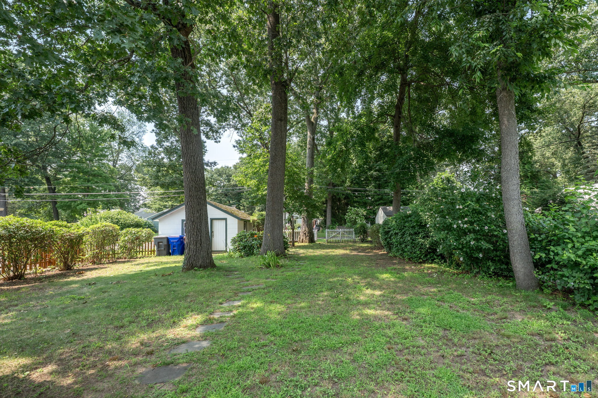 24 West Shore Drive Enfield CT 06082