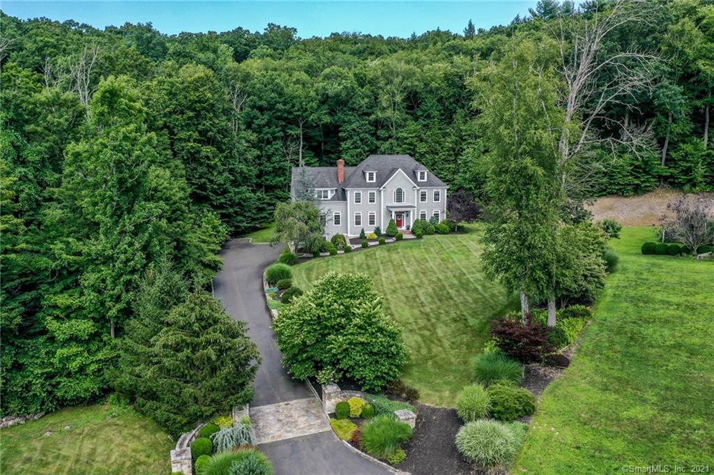 9 Bramble Trail Newtown CT 06470
