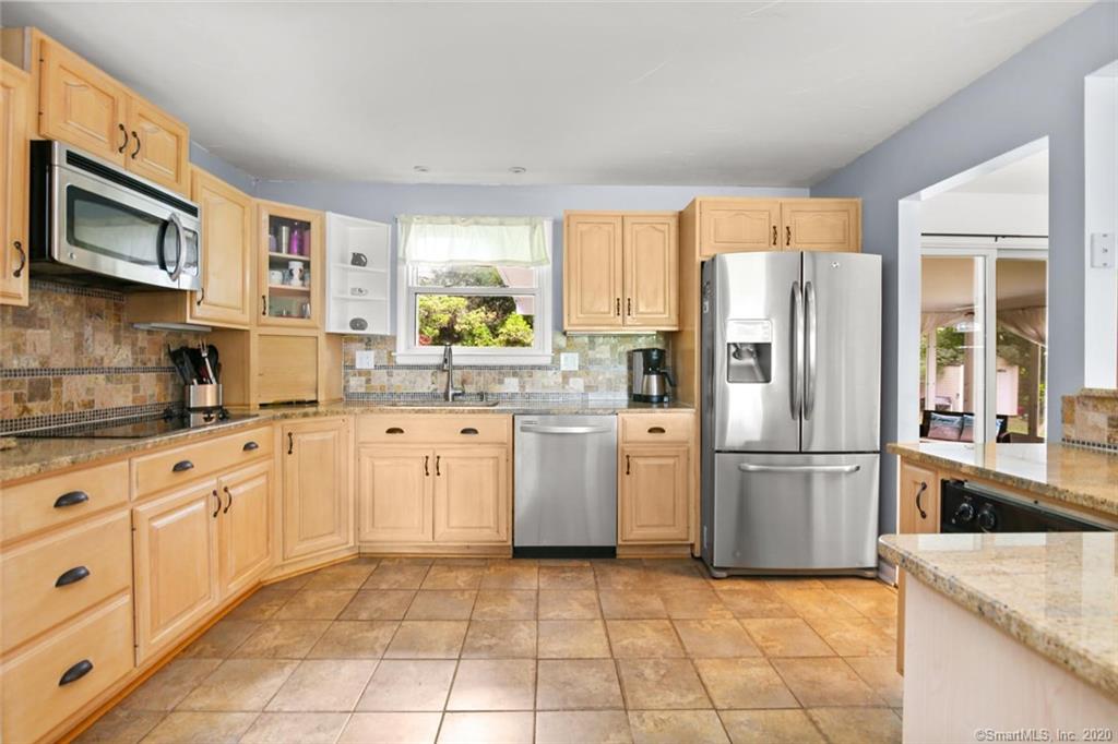4 Craigmoor Terrace Danbury CT 06810