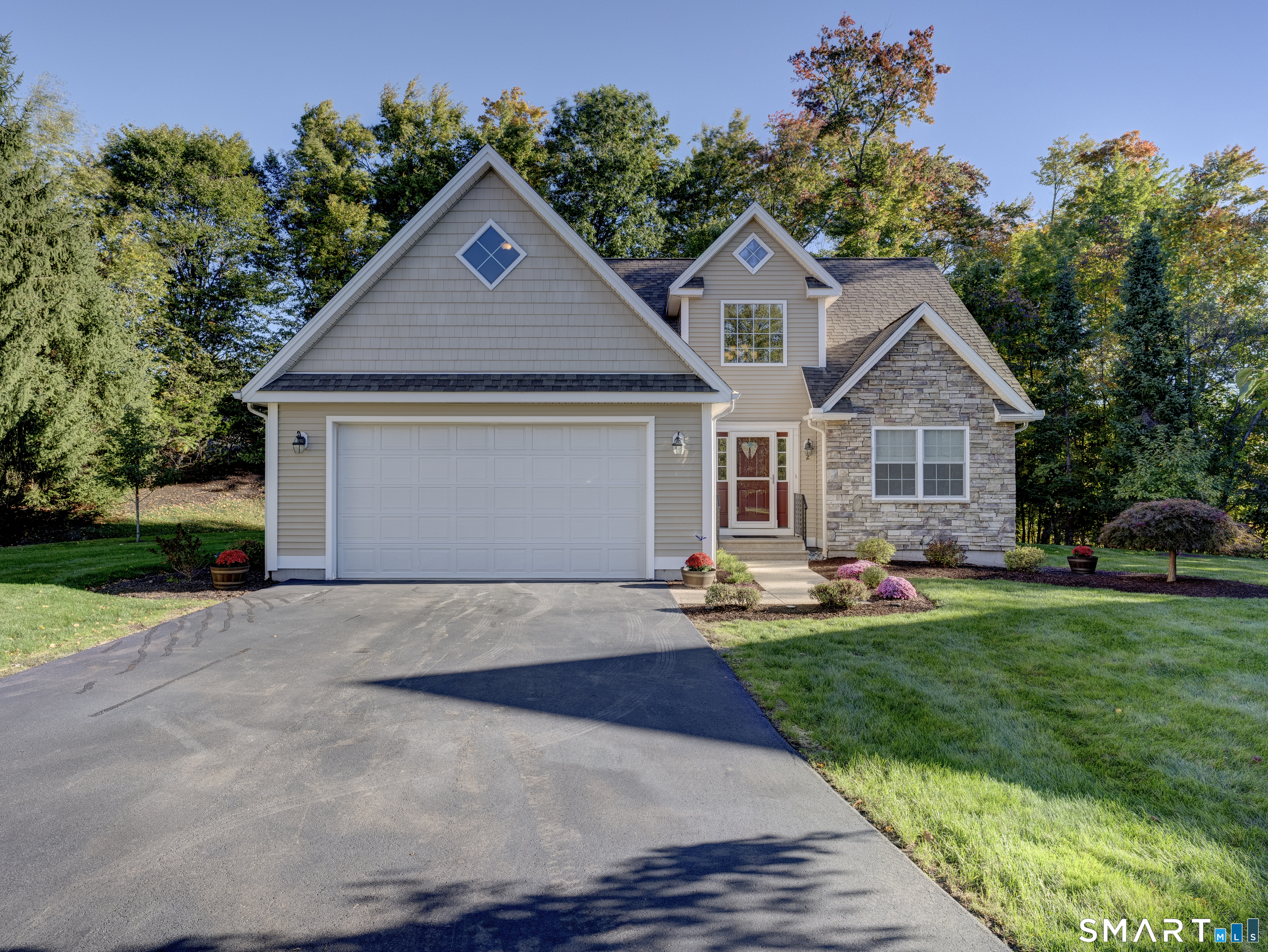 2 Streamside Lane Berlin CT 06037