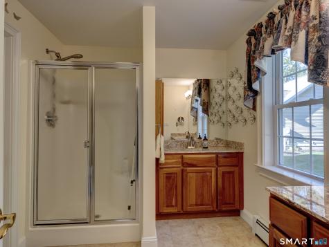 2 Streamside Lane Berlin CT 06037