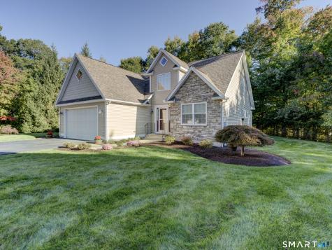 2 Streamside Lane Berlin CT 06037