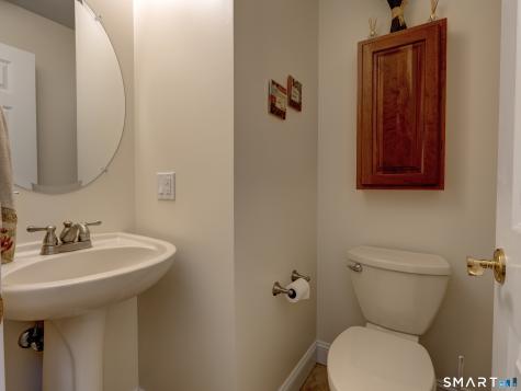 2 Streamside Lane Berlin CT 06037