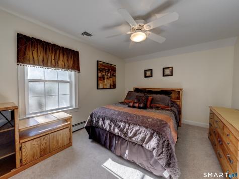 2 Streamside Lane Berlin CT 06037