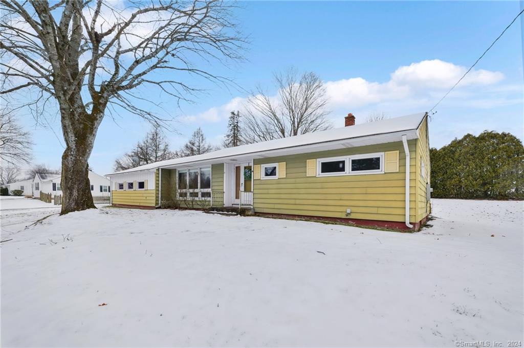 19 Holiday Lane Enfield CT 06082