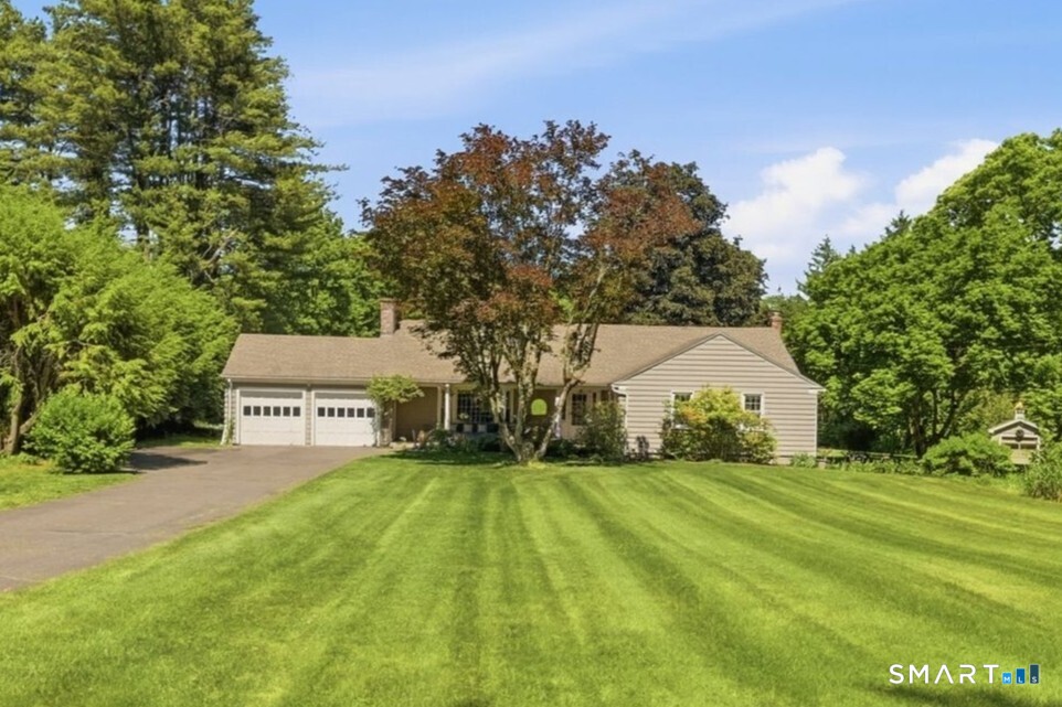 542 Halladay West Avenue Suffield CT 06078