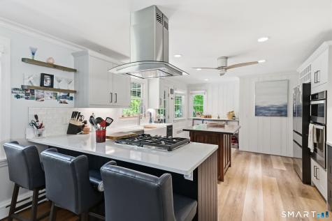 542 Halladay West Avenue Suffield CT 06078