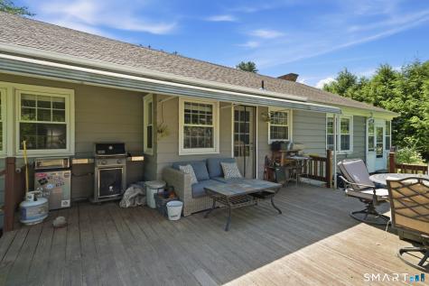 542 Halladay West Avenue Suffield CT 06078