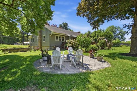542 Halladay West Avenue Suffield CT 06078
