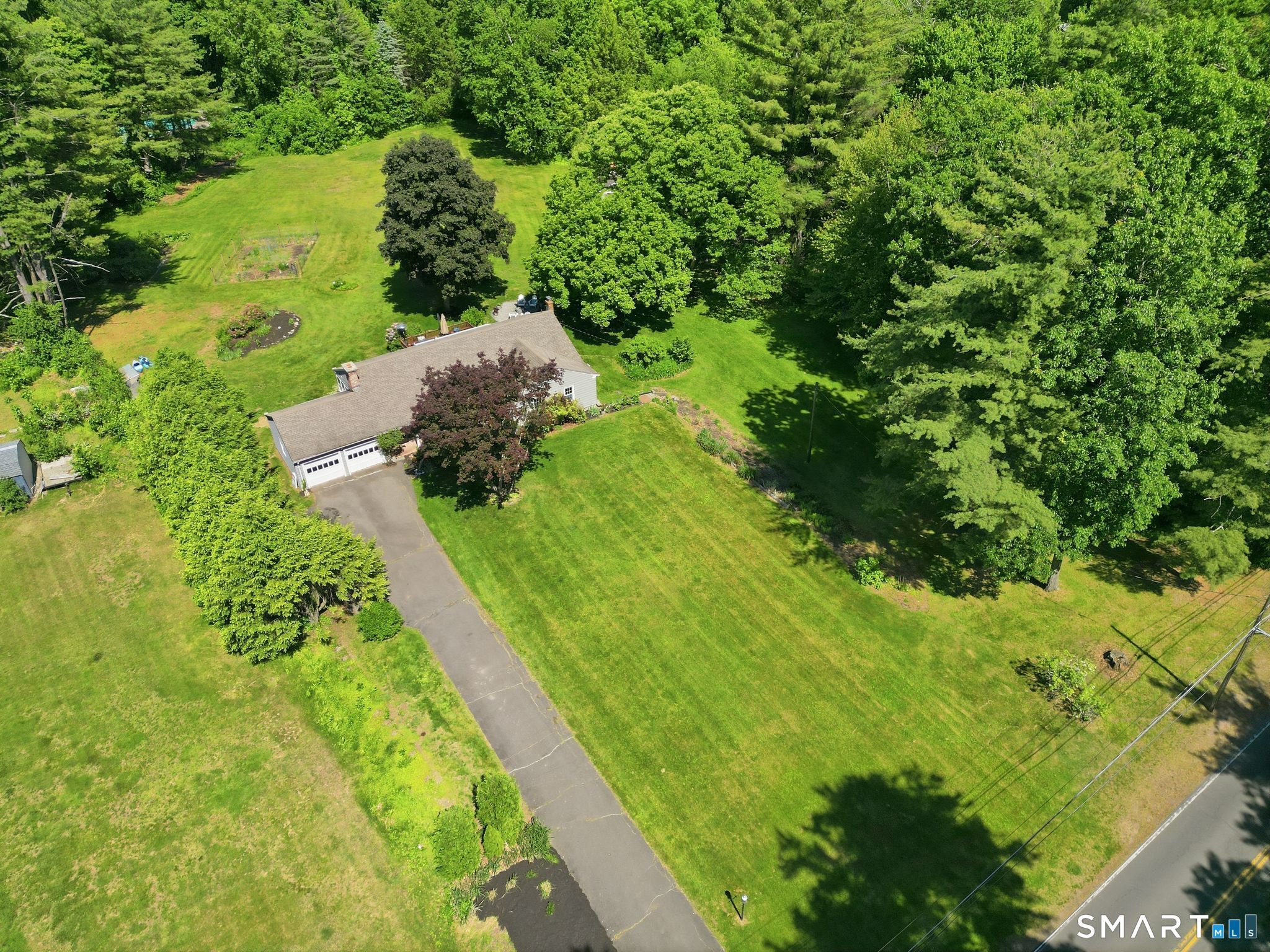542 Halladay West Avenue Suffield CT 06078