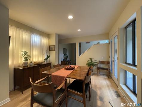 607 Lake Drive Guilford CT 06437