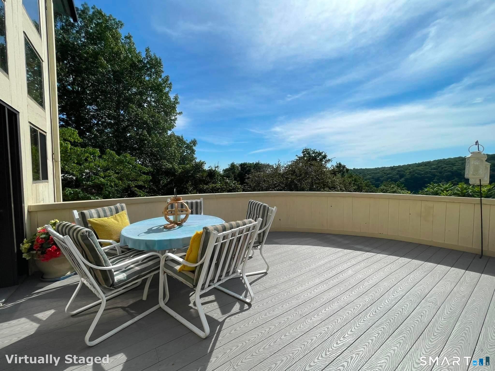 607 Lake Drive Guilford CT 06437
