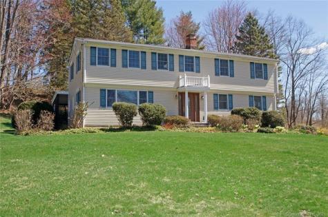 9 Phyllis Lane Newtown CT 06470