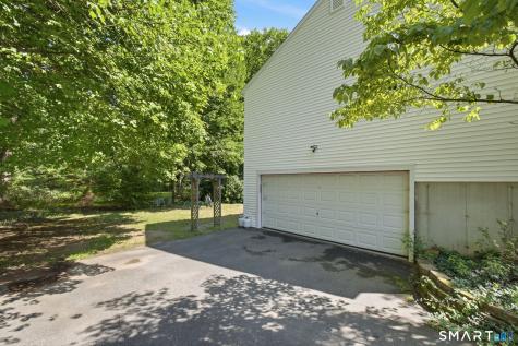 25 Samantha Lane Madison CT 06443