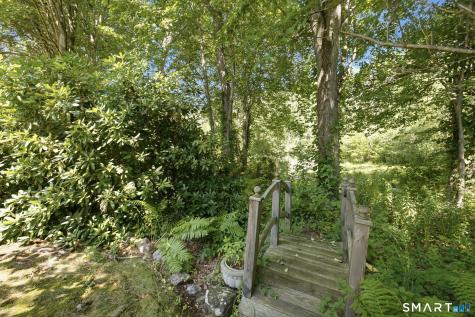 25 Samantha Lane Madison CT 06443