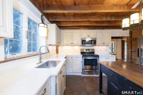 4 Gates Way Haddam CT 06438