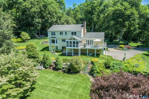 15 Hull Place Ridgefield CT 06877