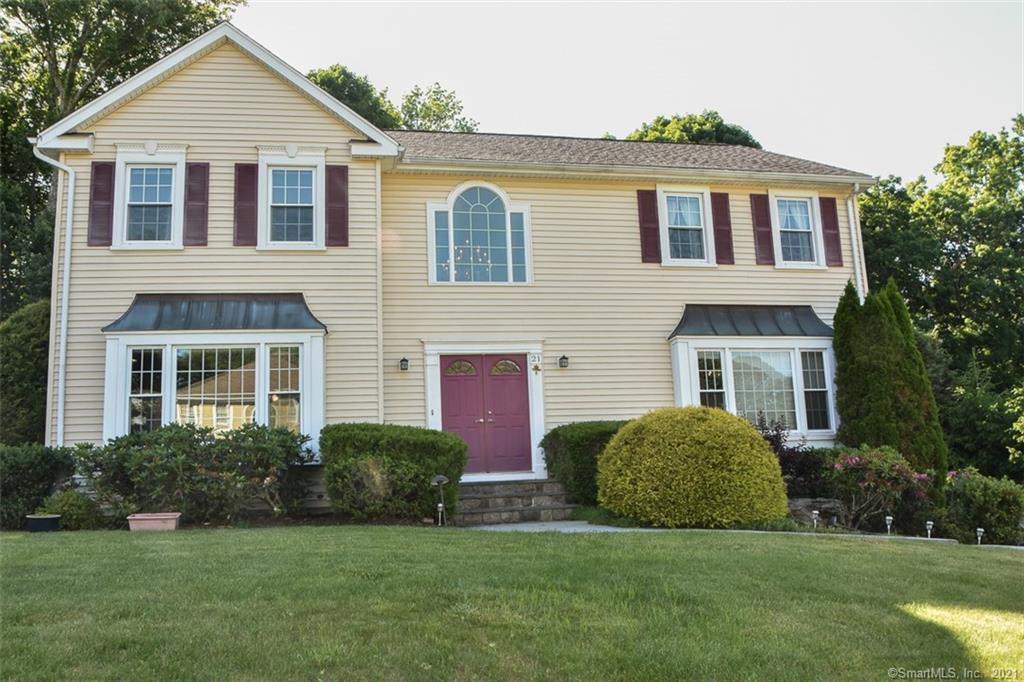 21 Sarenee Circle Trumbull CT 06611
