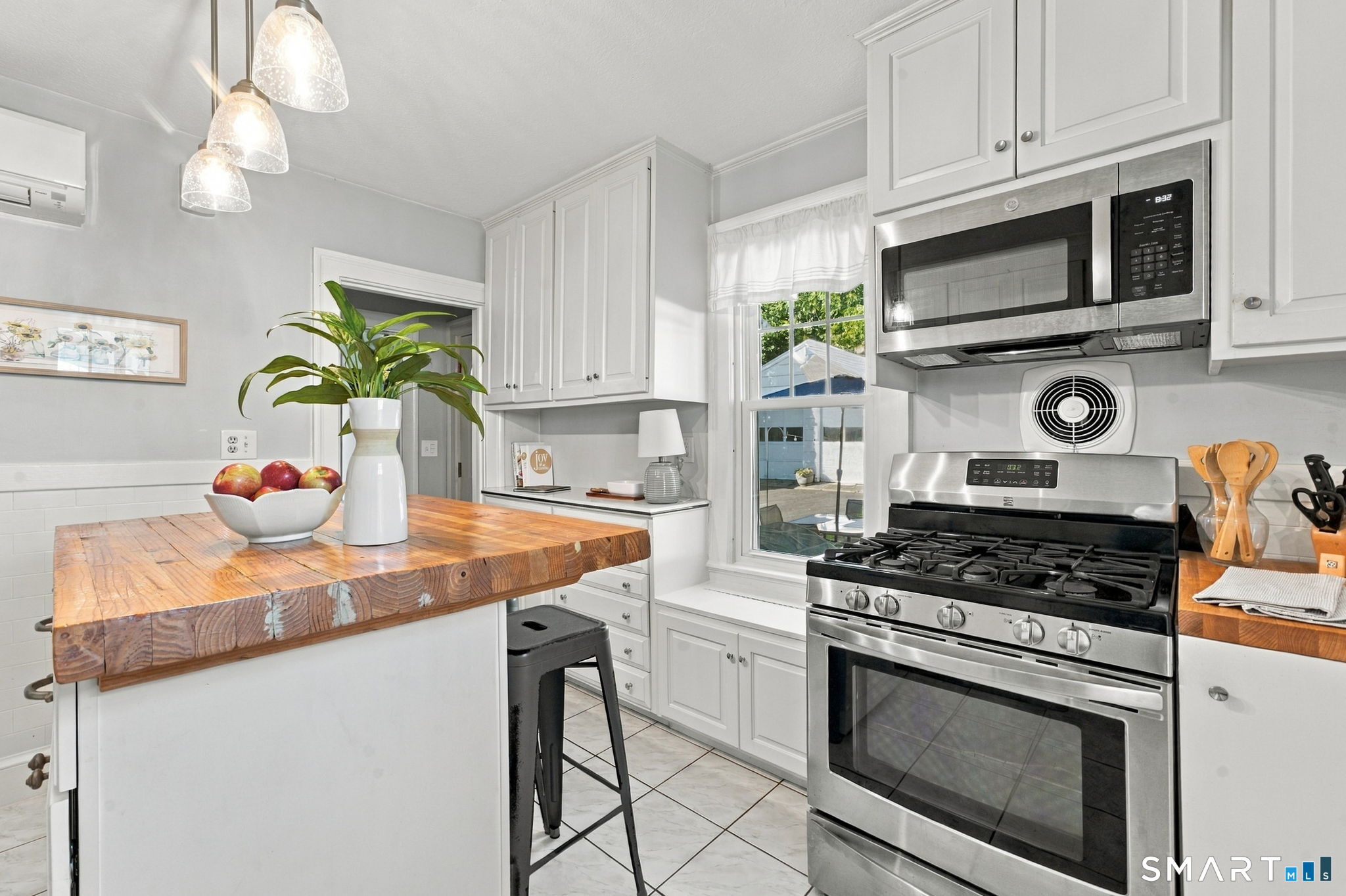 141 Walden Street West Hartford CT 06107