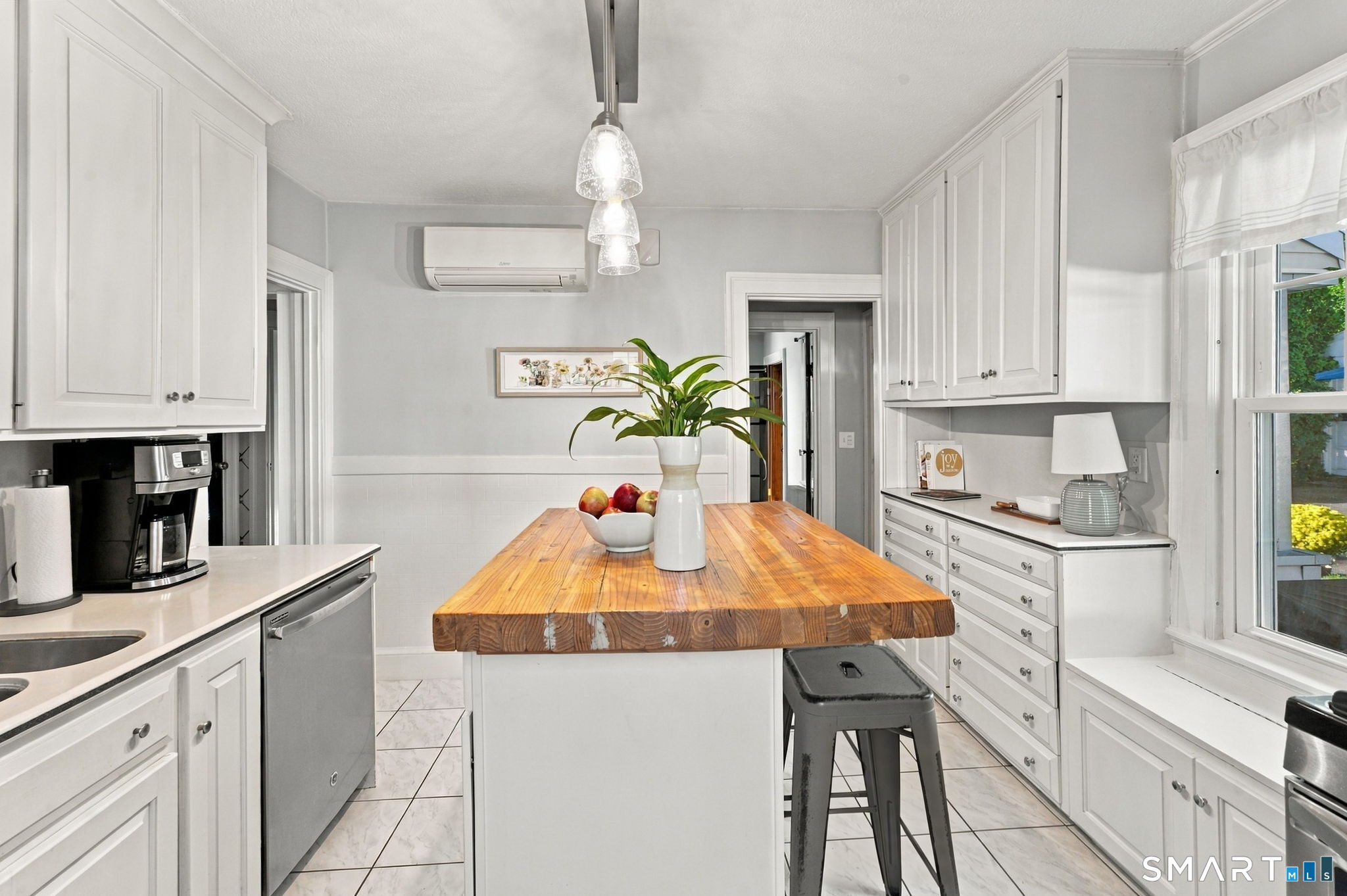 141 Walden Street West Hartford CT 06107