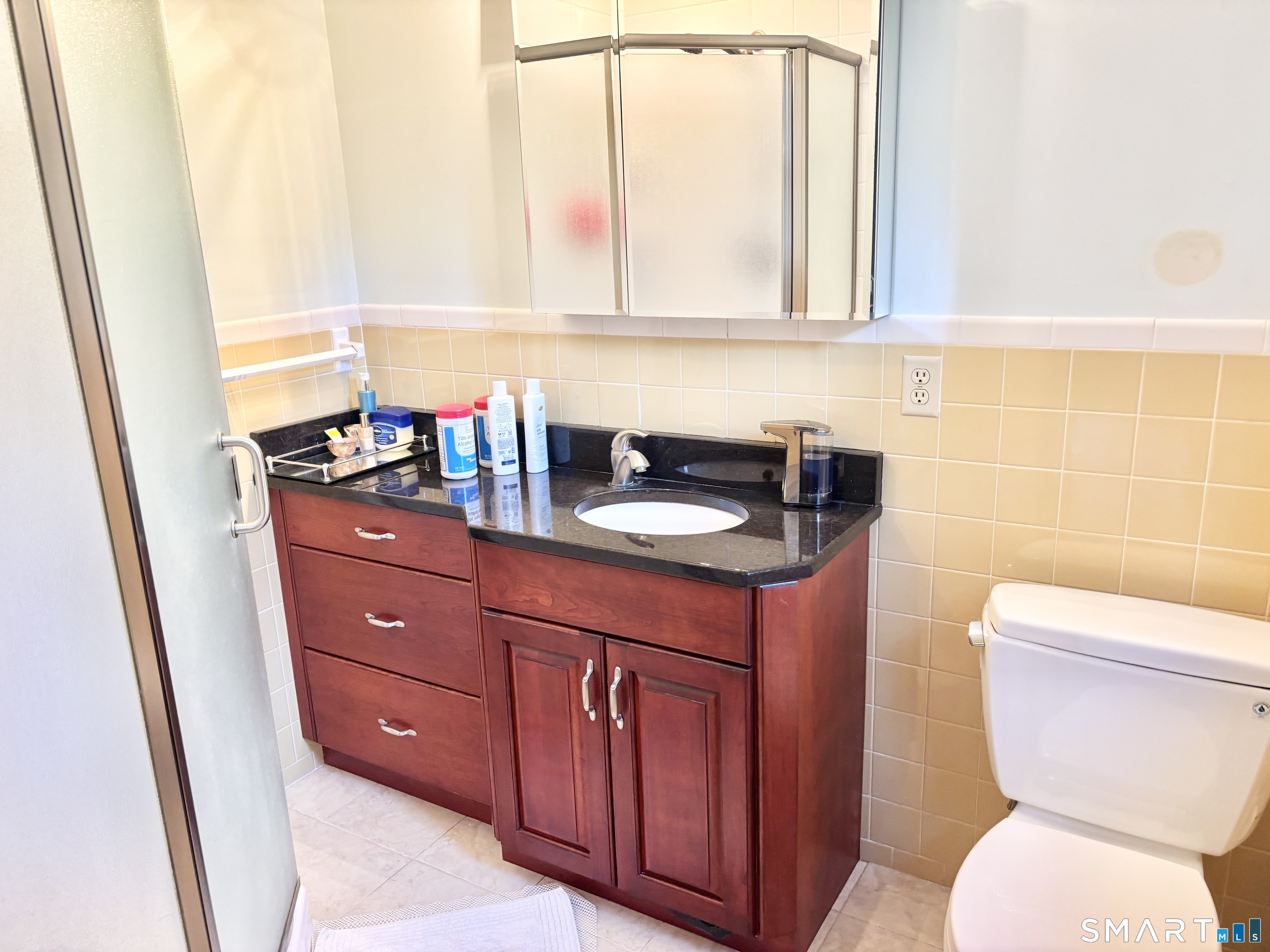 27 Wyneding Hill Road Manchester CT 06040