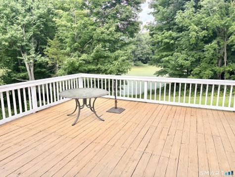27 Wyneding Hill Road Manchester CT 06040