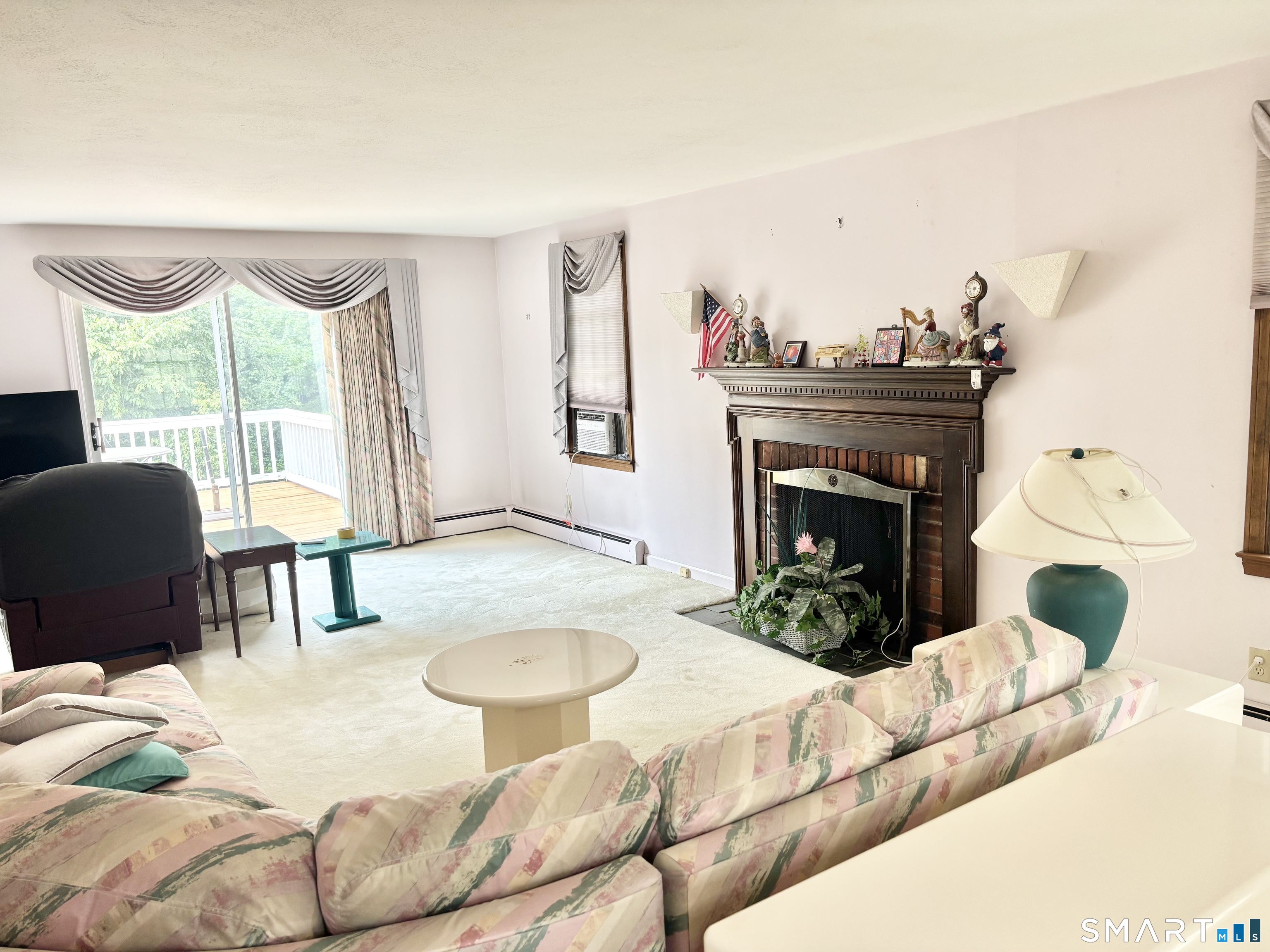 27 Wyneding Hill Road Manchester CT 06040