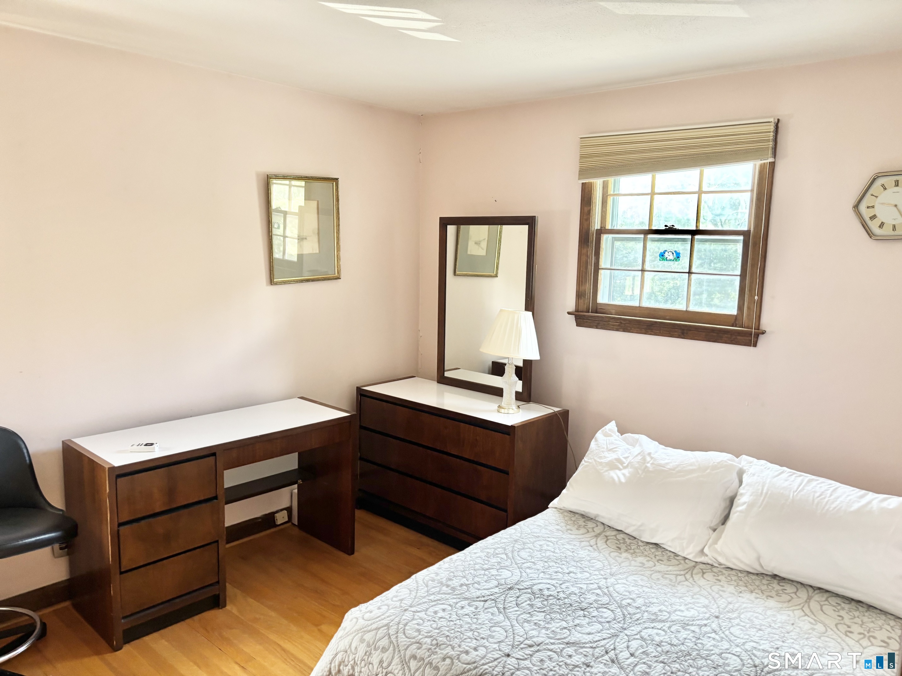 27 Wyneding Hill Road Manchester CT 06040