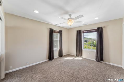 38 Jeanette Road Danbury CT 06811