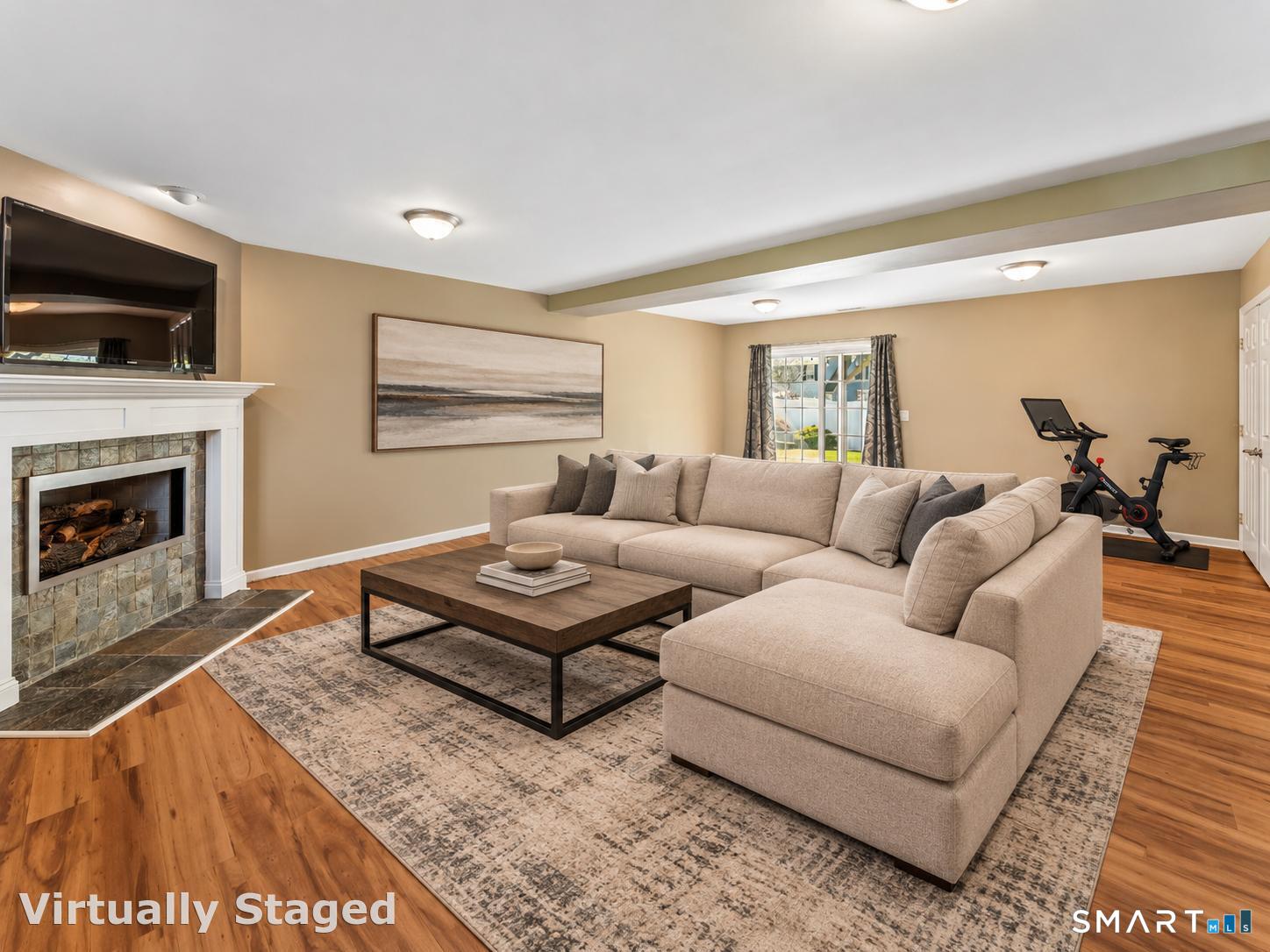 38 Jeanette Road Danbury CT 06811