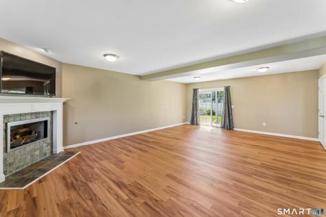 38 Jeanette Road Danbury CT 06811