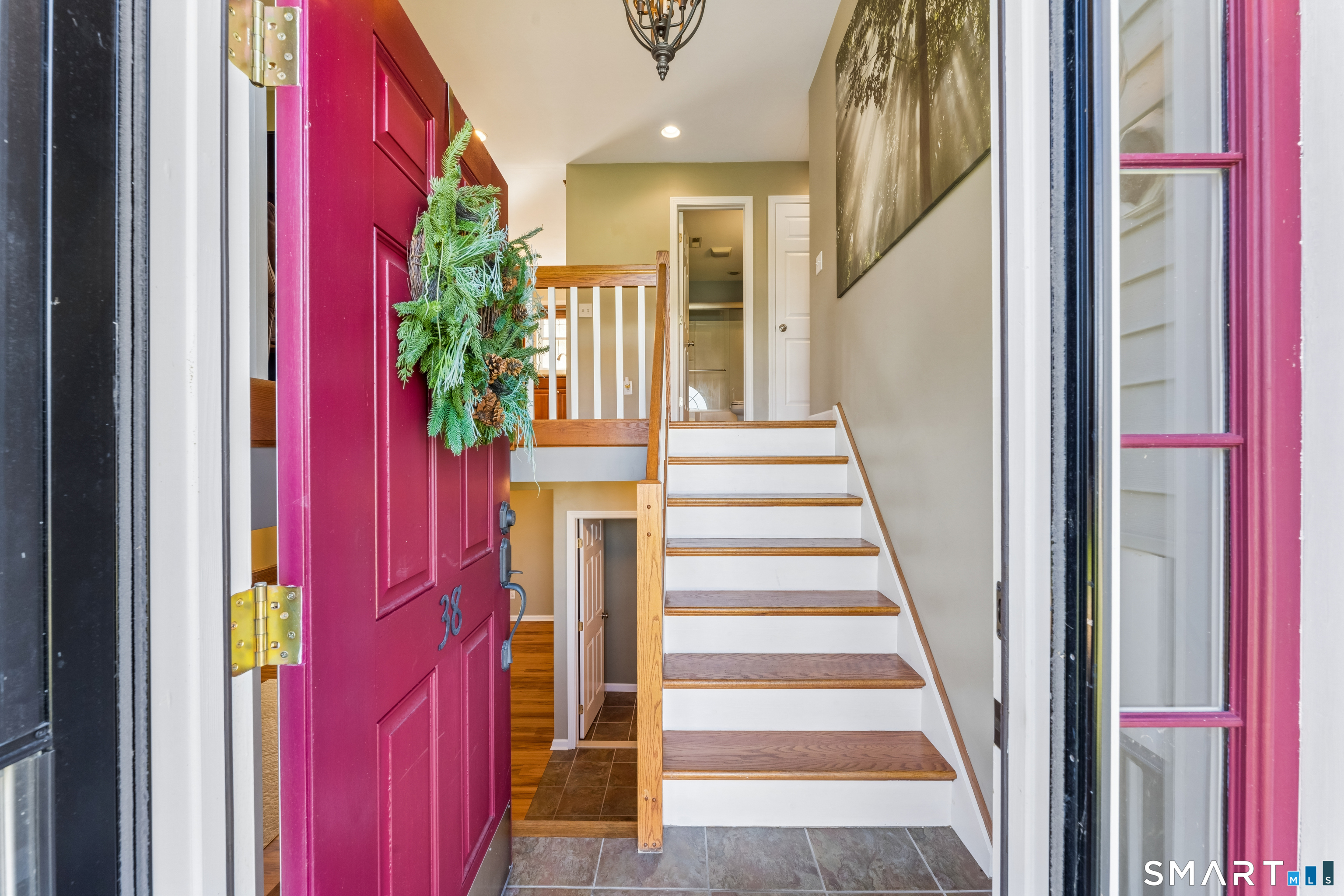 38 Jeanette Road Danbury CT 06811