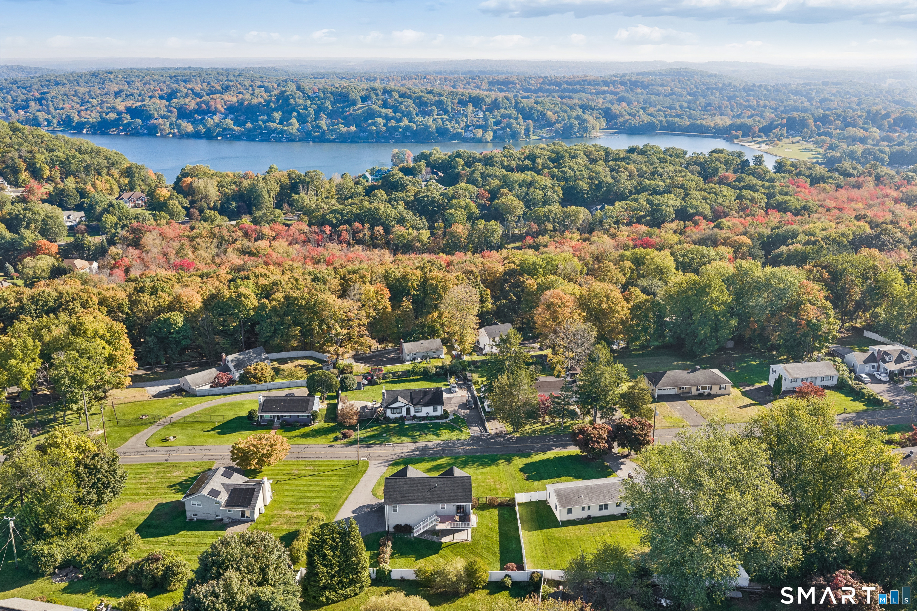 38 Jeanette Road Danbury CT 06811