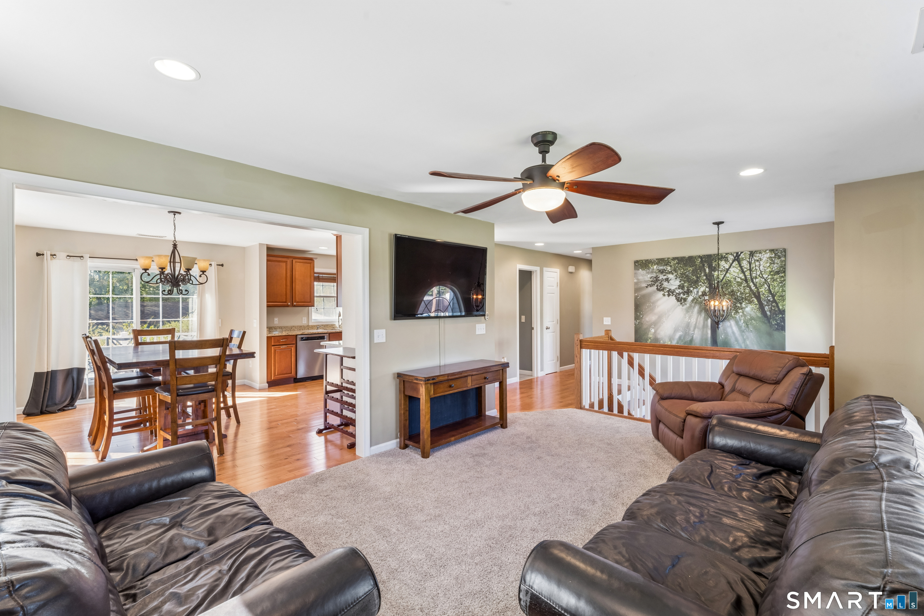 38 Jeanette Road Danbury CT 06811