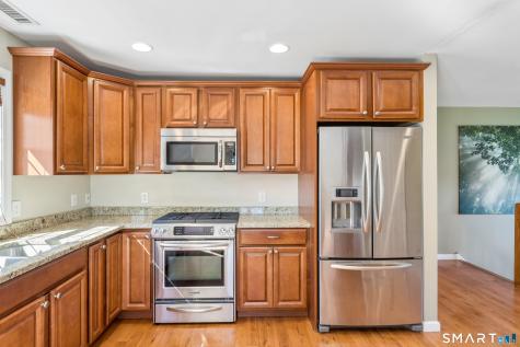 38 Jeanette Road Danbury CT 06811