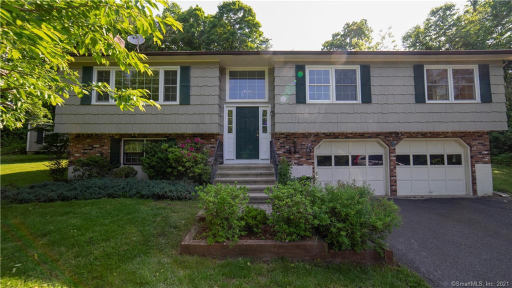 13 Watch Hill Drive Southbury CT 06488