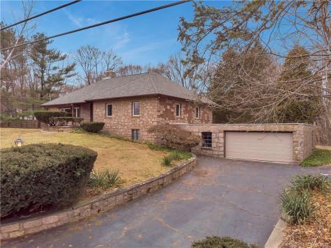 560 Gilbert Avenue Hamden CT 06514