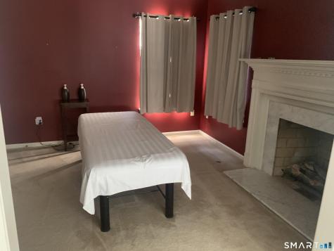 145 Lexington North Way Milford CT 06461