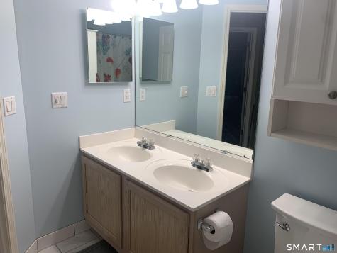145 Lexington North Way Milford CT 06461